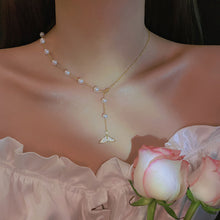 Fishtail Pearl Necklace