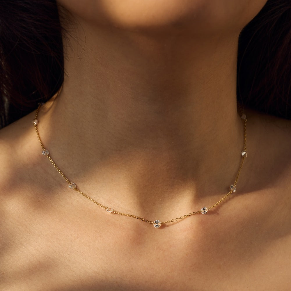 Exquisite Embellishment Design Necklace